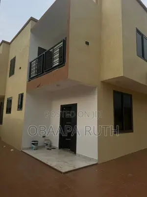 3bdrm Duplex in Adenta for sale