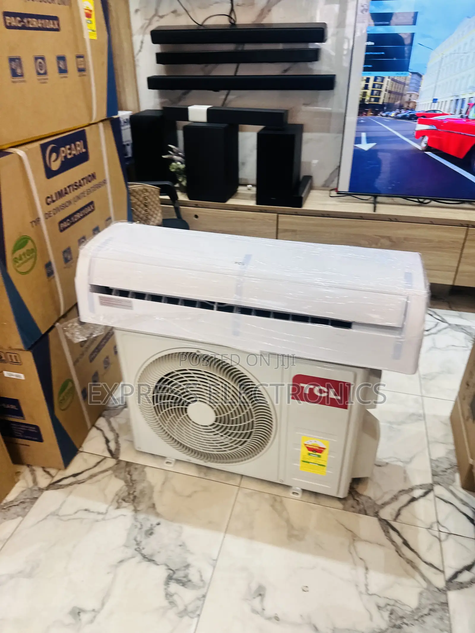 2.0hp Split R410 Gas TCL AC Whute Fresh Airflow.