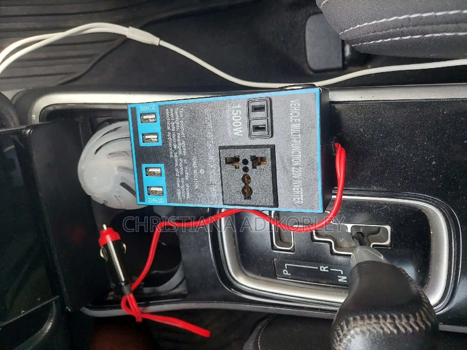 Vehicle Multifunctional 220v Inventer