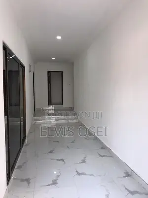 3bdrm House in Top Base Gbawe, Accra Metropolitan for sale