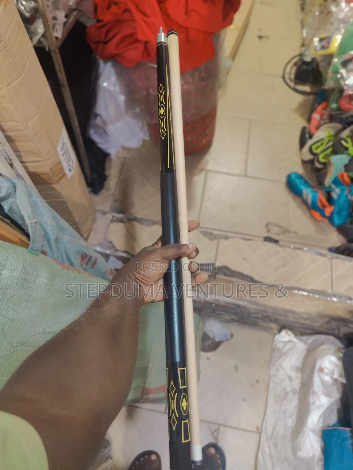 Snooker Cue Stick Screw Type Available