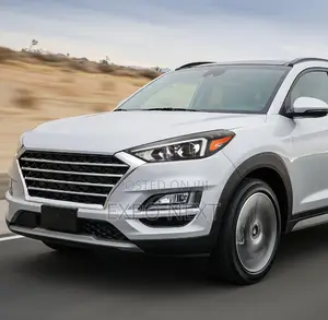 Hyundai Tucson Headlight Assembly Pair 2017-2018