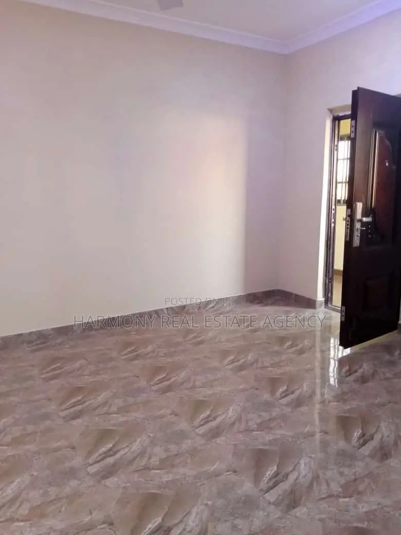 2bdrm Apartment in Tesano for rent