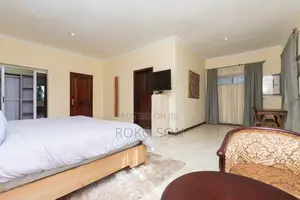 6bdrm Duplex in Dr Roko, Dzorwulu for sale