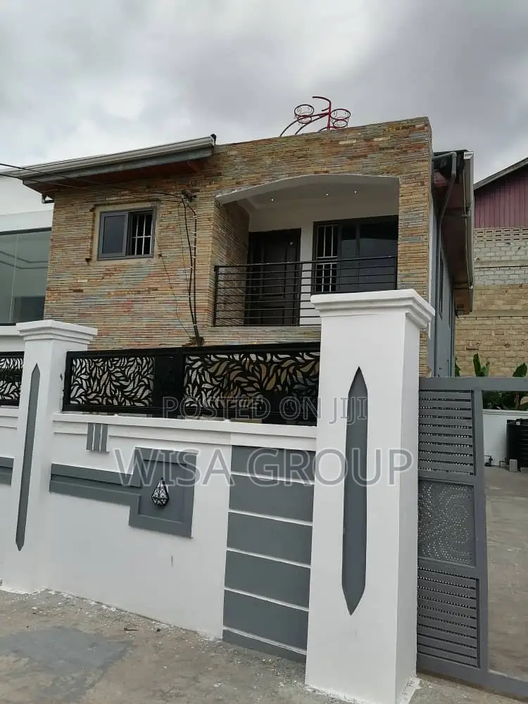 3bdrm Duplex in Wisa Groups, Accra Metropolitan for rent