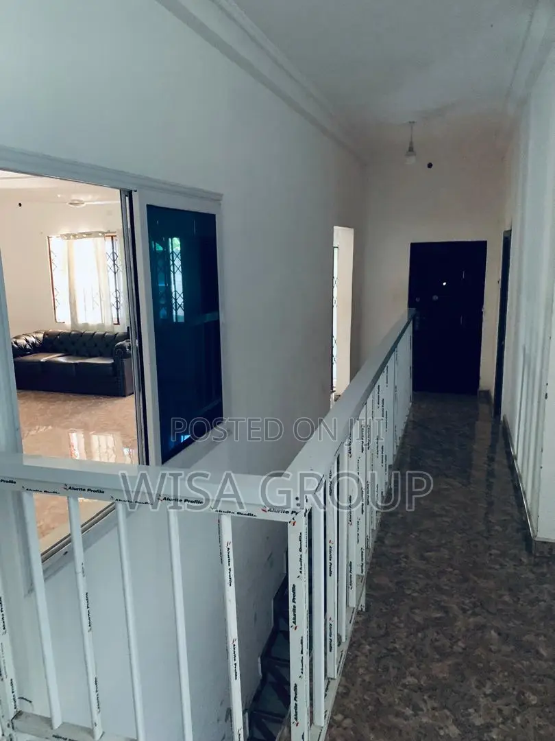 4bdrm Apartment in Wisa Groups, Accra Metropolitan for rent