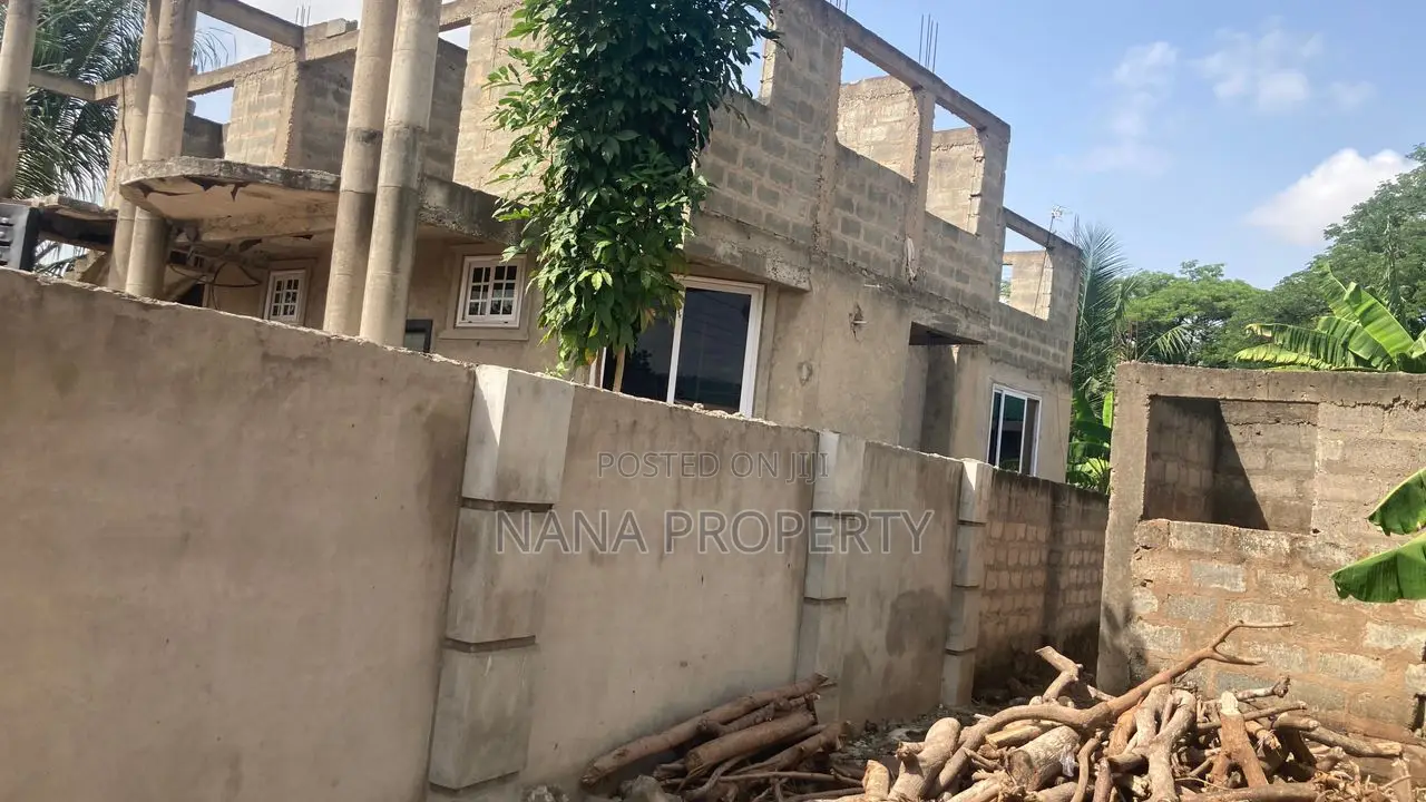 5bdrm House in Dodowa for sale