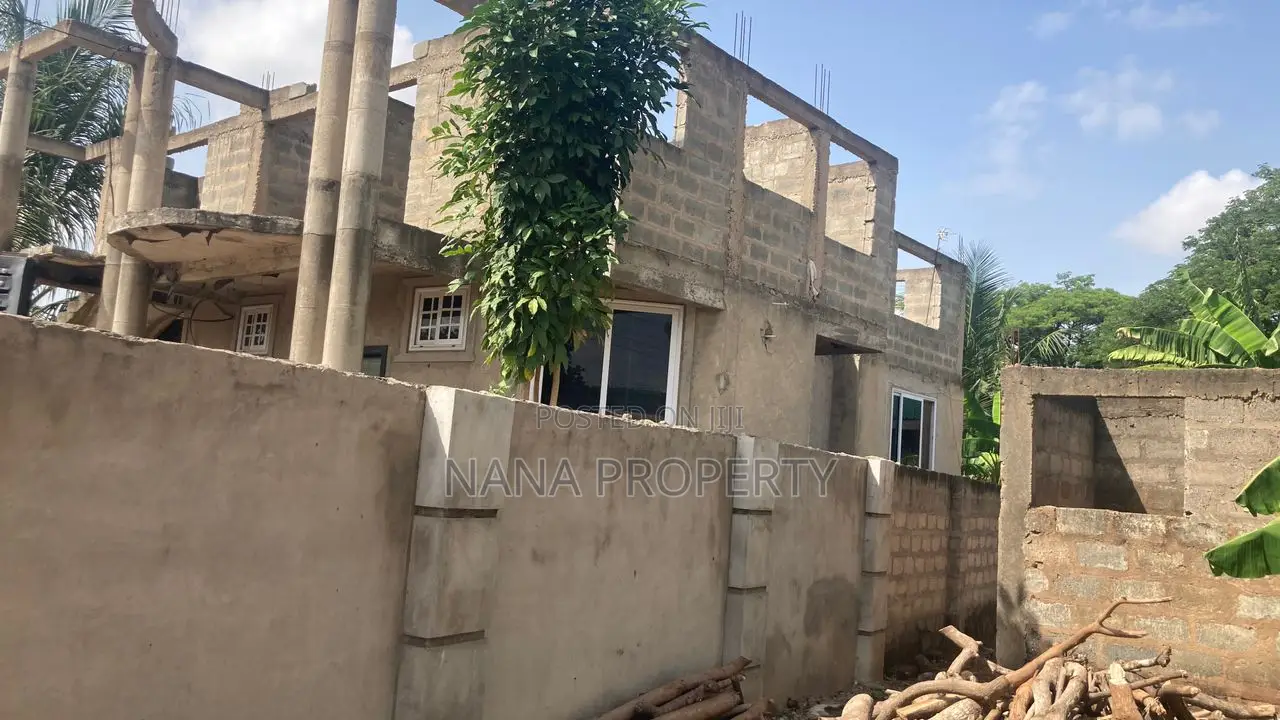 5bdrm House in Dodowa for sale