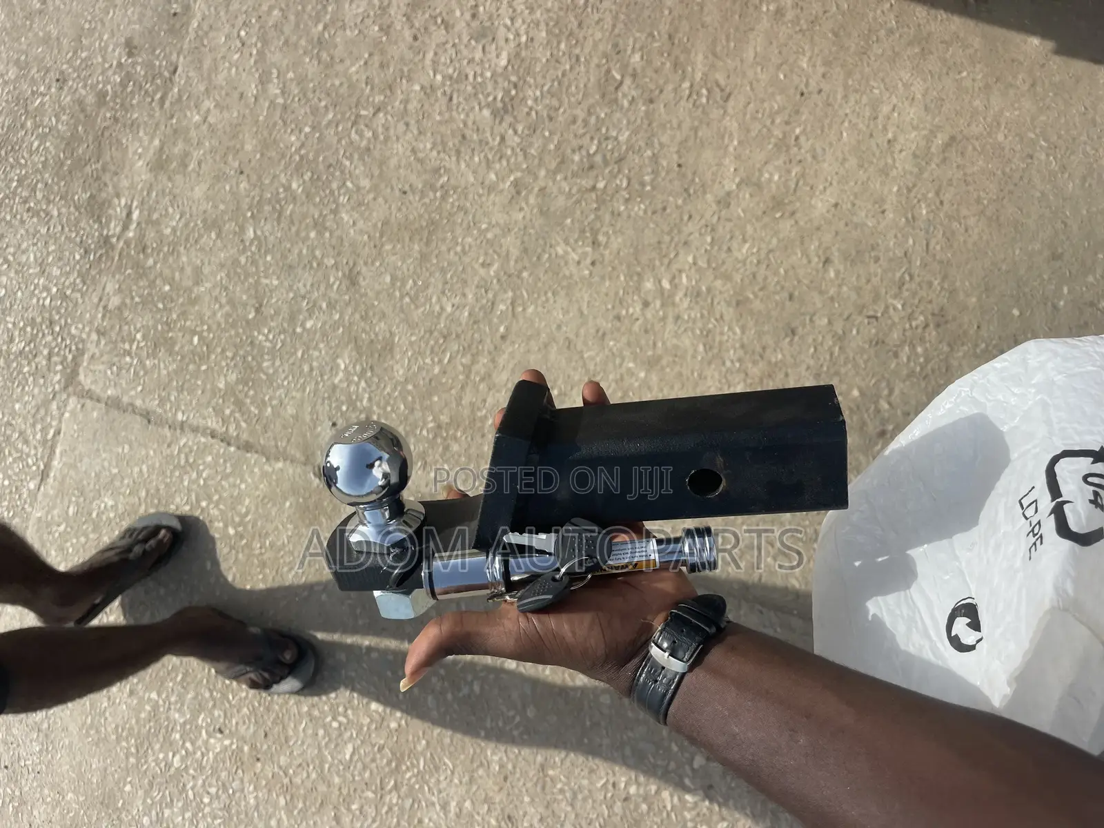Highlander Tacoma RAV4 Ford Trailer Hitch Lock Tow Hook