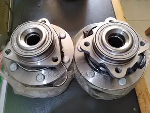 Nissan Armada 2004 -2012 Front and Back Hub 1pc