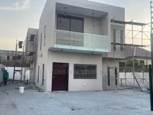 3bdrm Mansion in De-Icons Real Estate, East Legon for sale