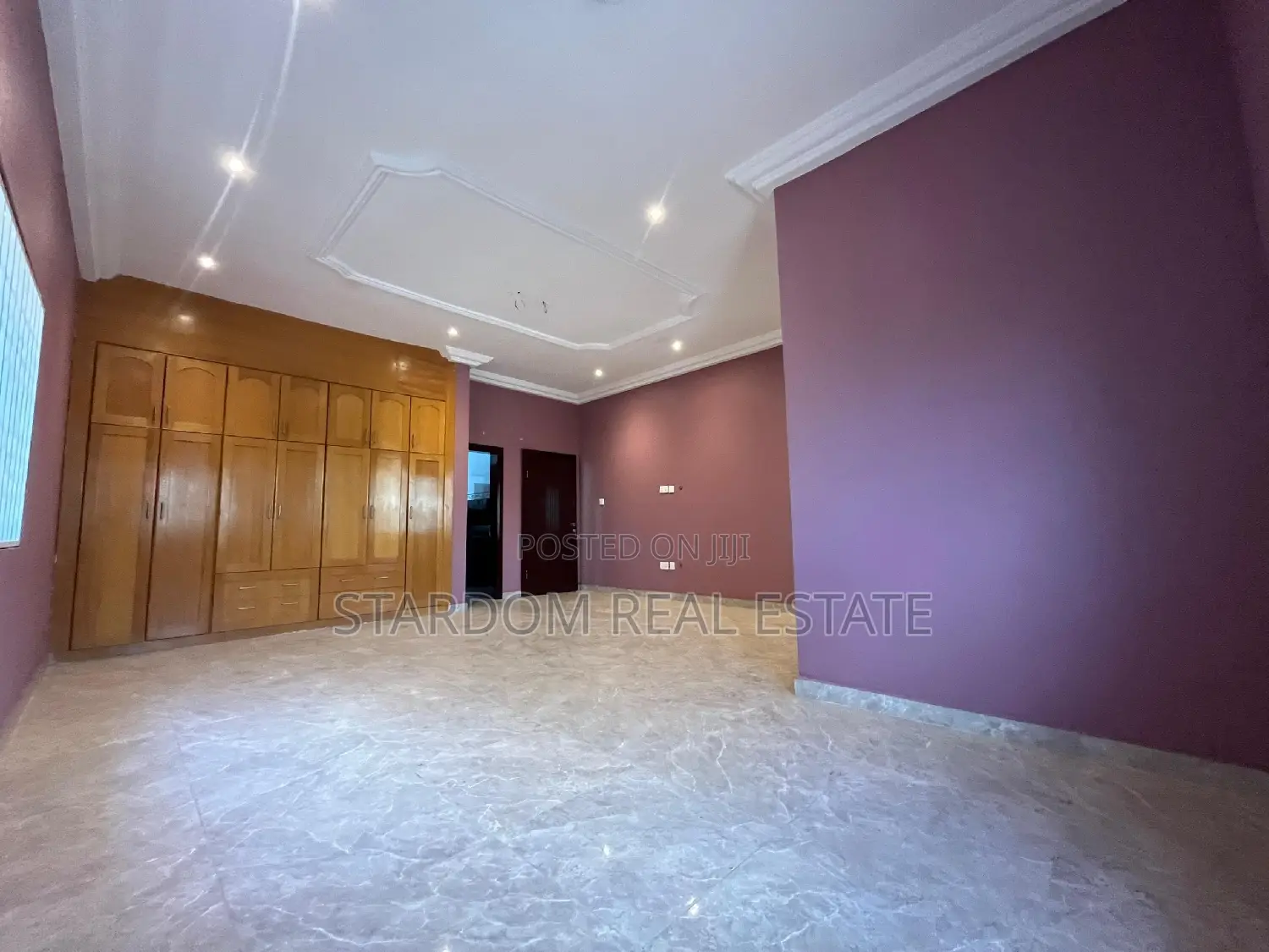 4bdrm Duplex in Adjiriganor for rent