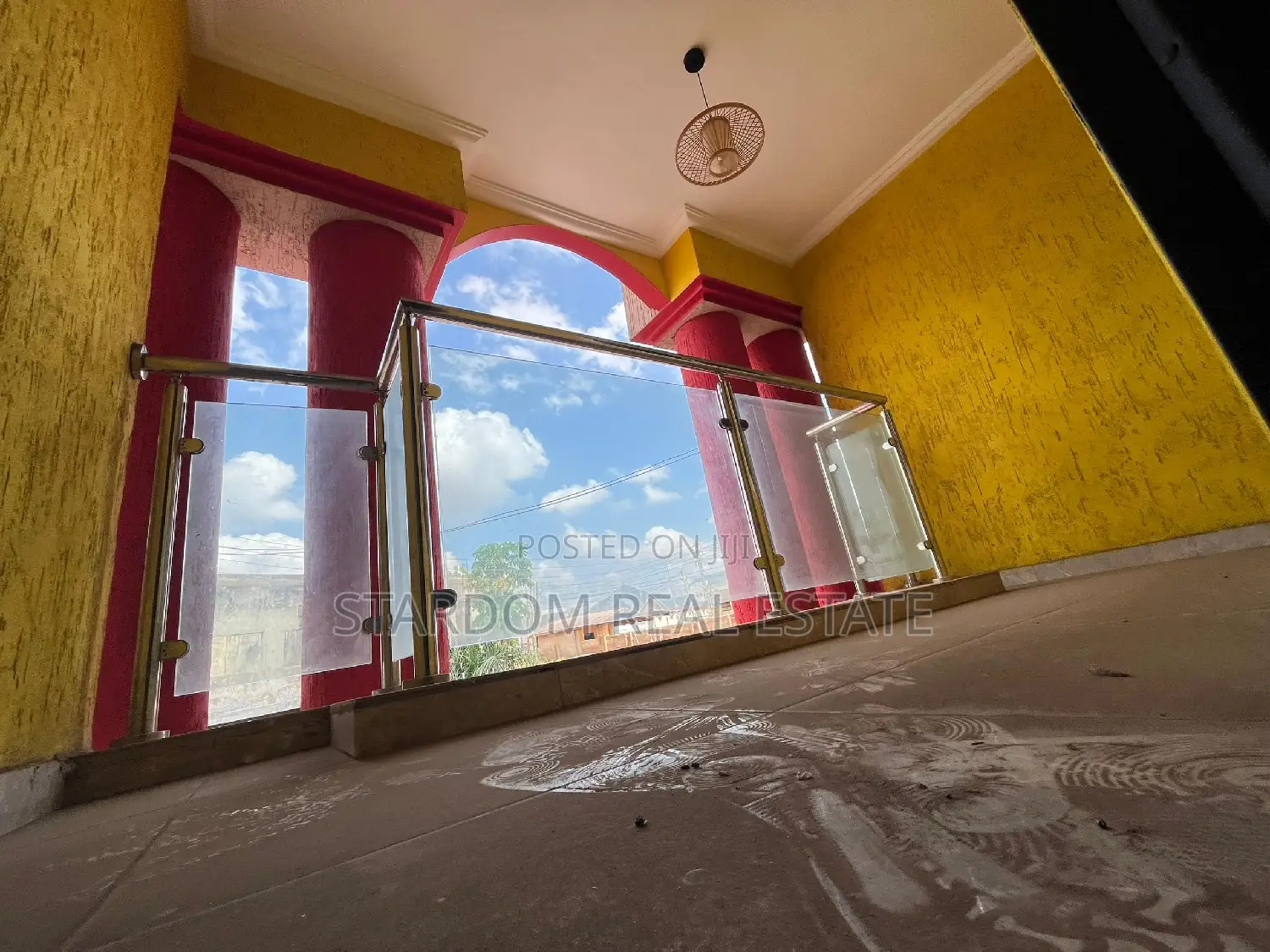 4bdrm Duplex in Adjiriganor for rent