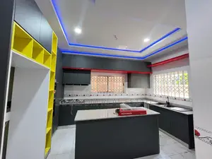 4bdrm Duplex in Adjiriganor for rent