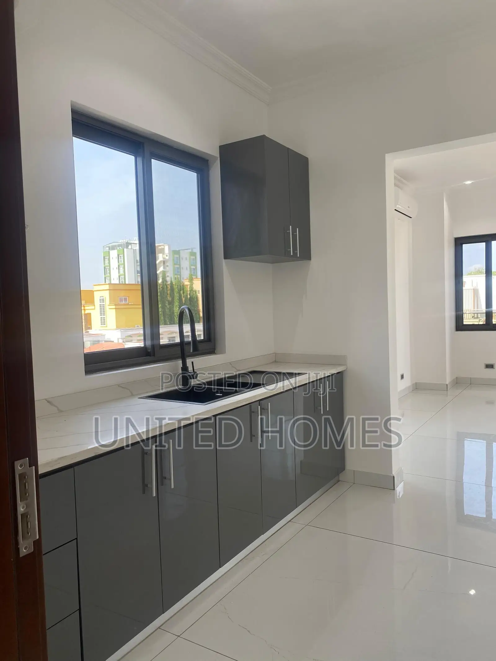 7bdrm House in East Legon for rent