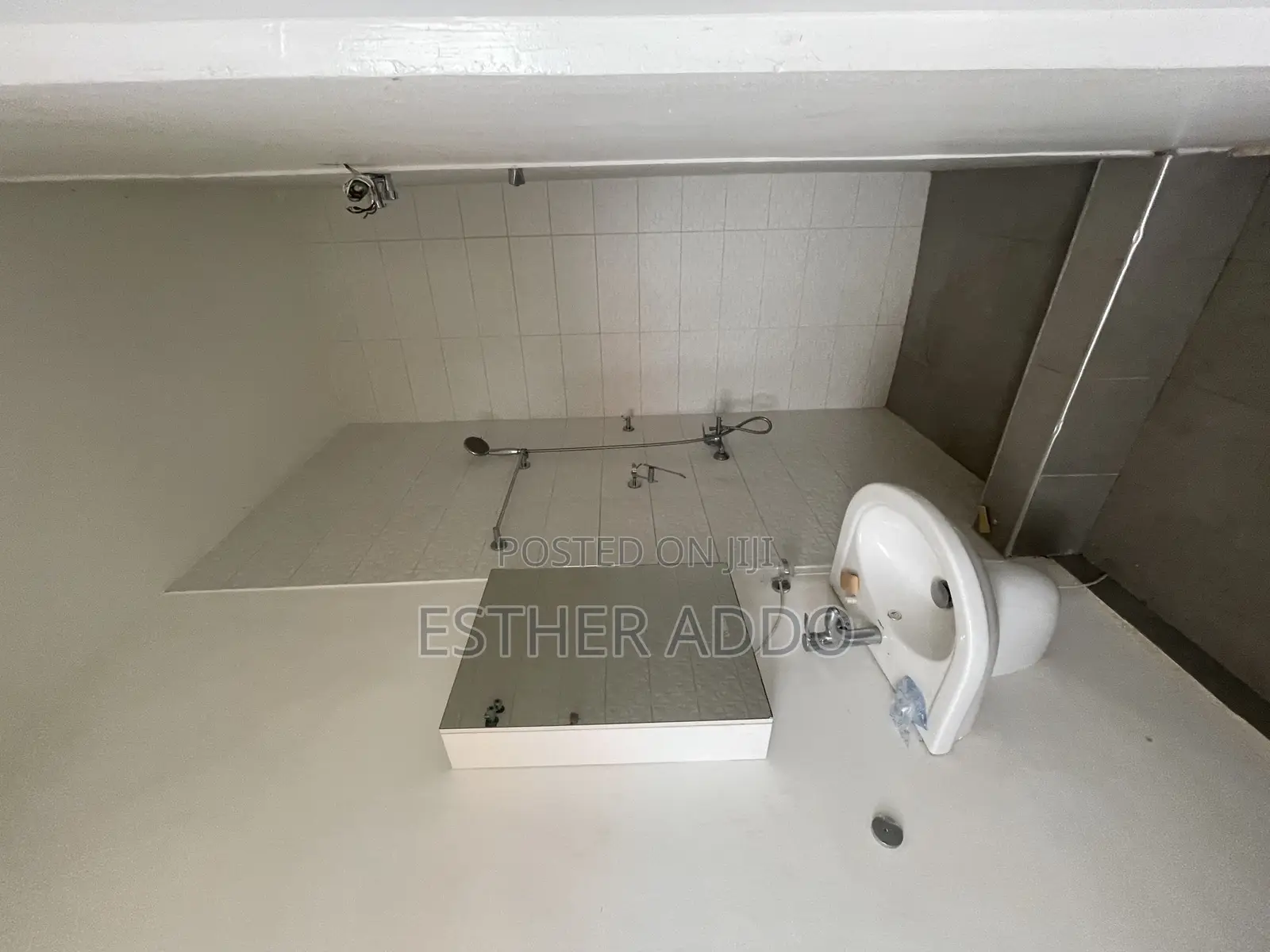 3bdrm Duplex in Ashaley Botwe for rent