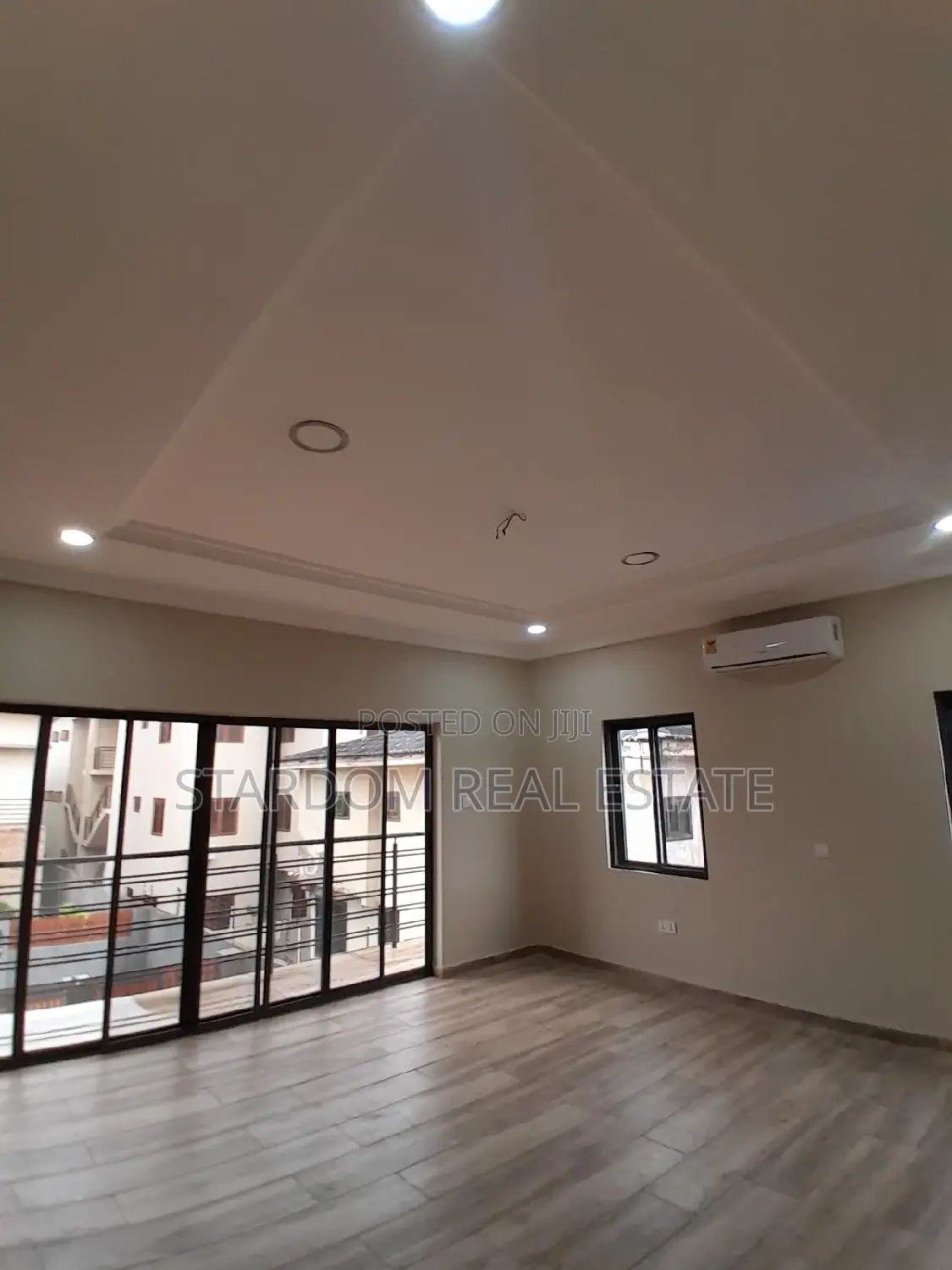 3bdrm Duplex in Adjiriganor for rent