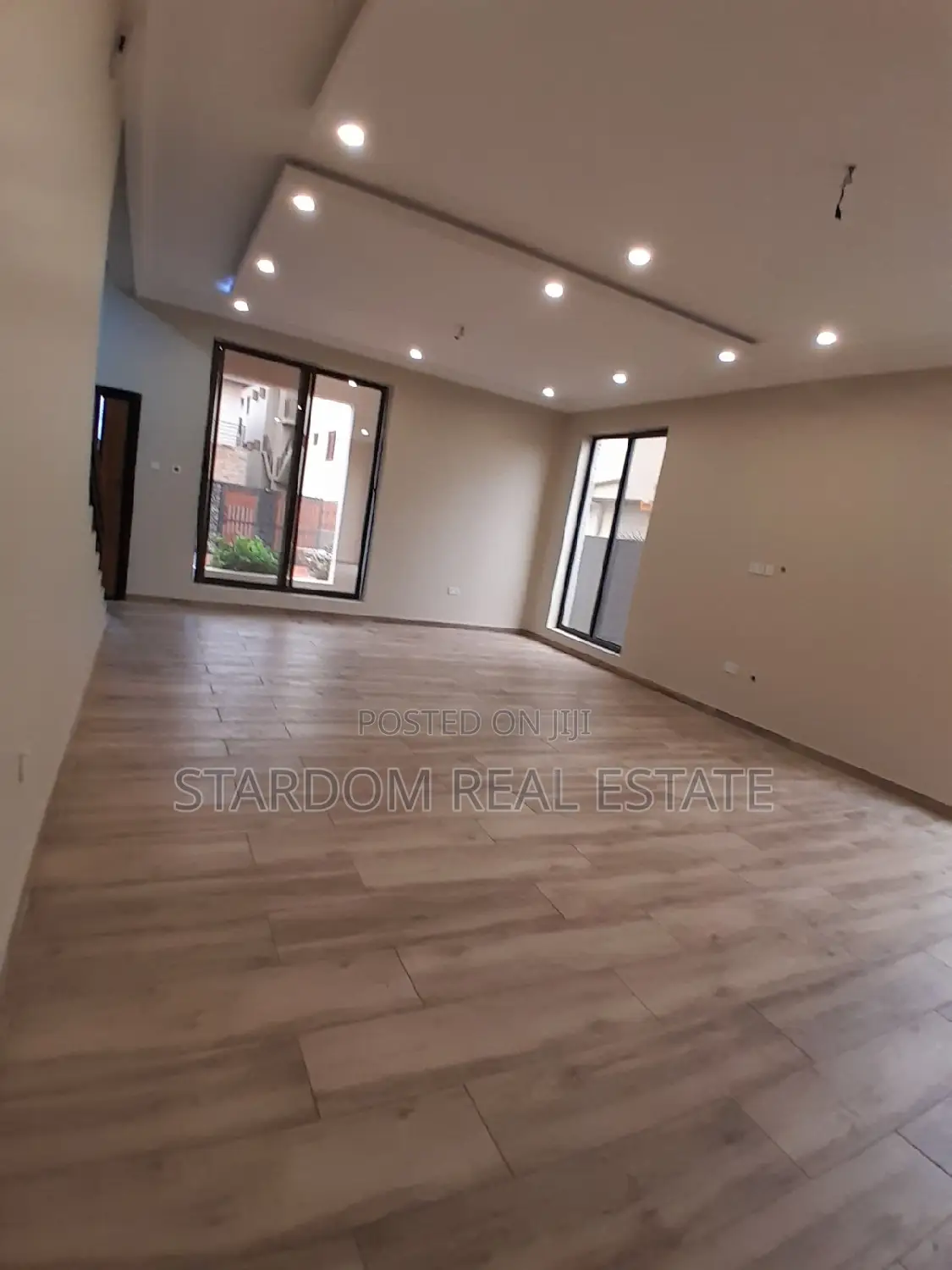 3bdrm Duplex in Adjiriganor for rent