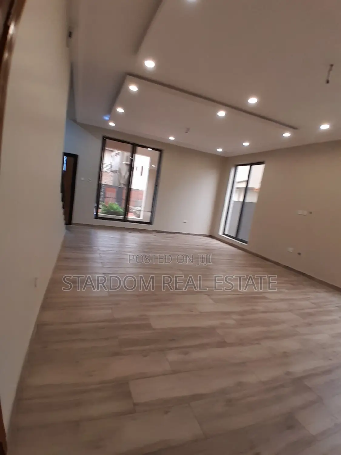3bdrm Duplex in Adjiriganor for rent