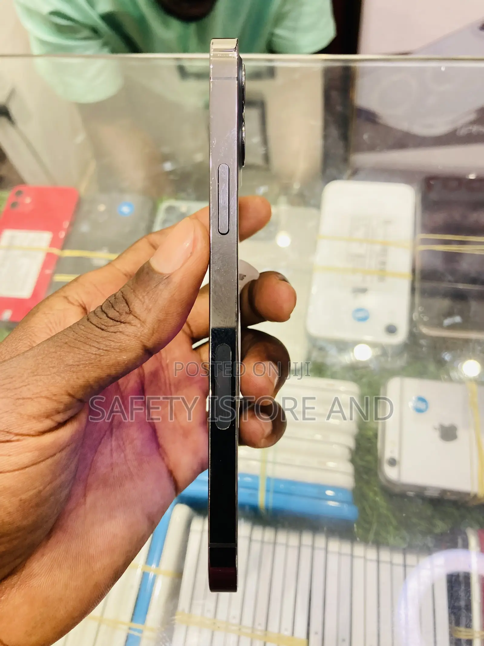 New Apple iPhone 12 Pro 128 GB Black