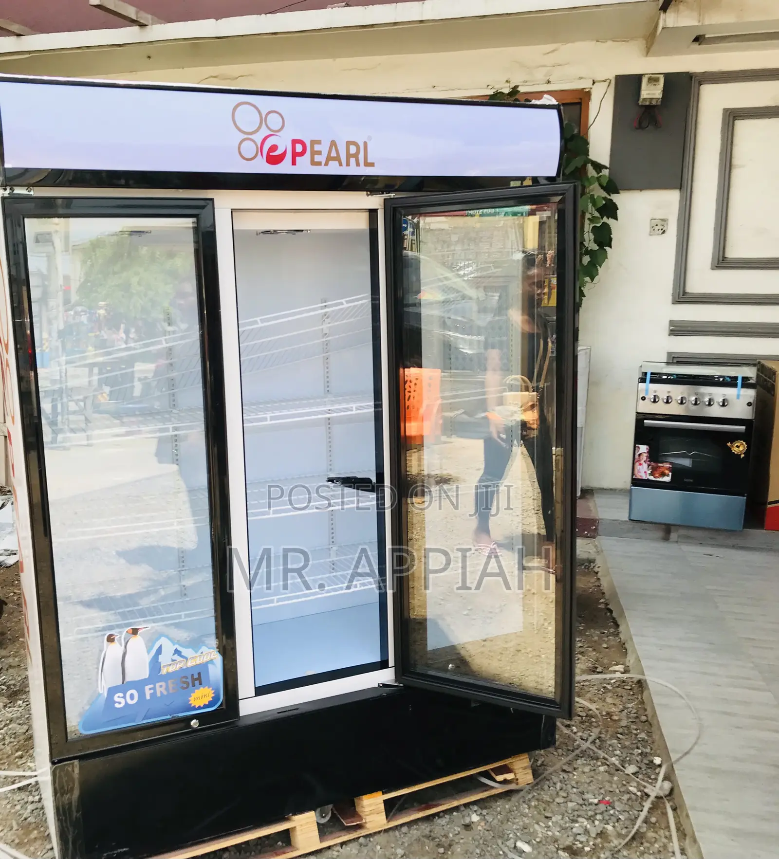 Latest Pearl 3 Door Pearl PVC-150 Electric Beverage Cooler.