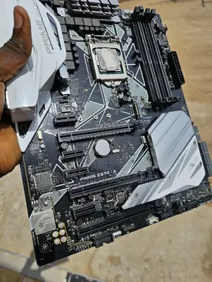 Asus 9th Generation Motherboard + I5 CPU