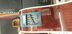 Yamaha Semi Acostic