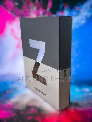 New Samsung Galaxy Z Fold3 5G 256 GB Gold