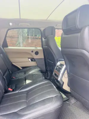 Land Rover Range Rover Sport HSE Td6 4x4 (3.0L 6cyl 8A) 2016 Black