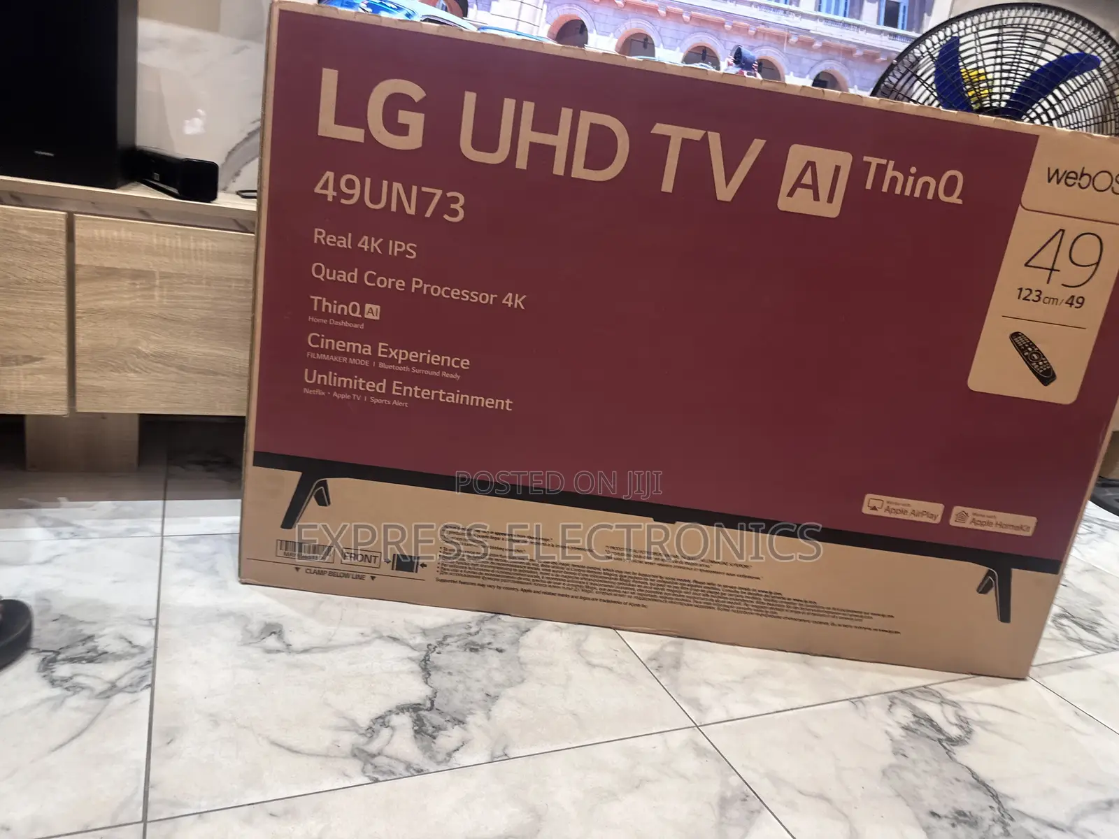 UHD Smart LG 49”UN7340 Gloss LED Tv 