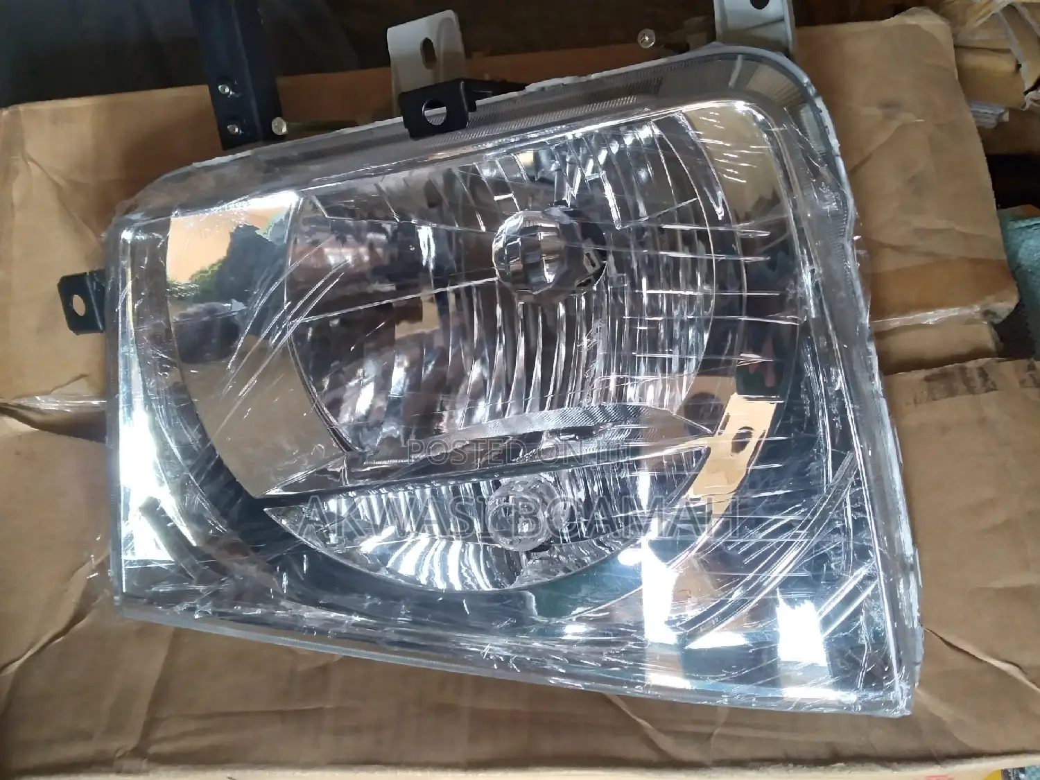 Kia Pamax Headlight