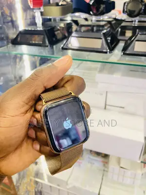 Series 4 44mm Neat