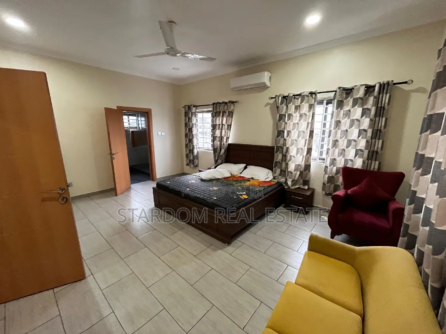 Furnished 4bdrm Duplex in East Legon for rent