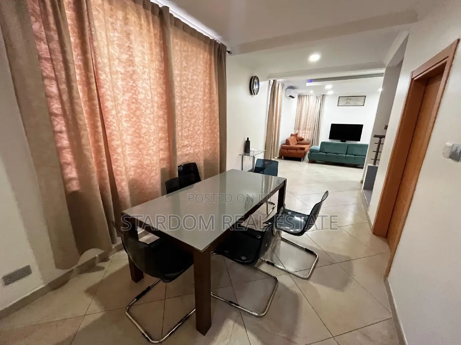 Furnished 4bdrm Duplex in East Legon for rent