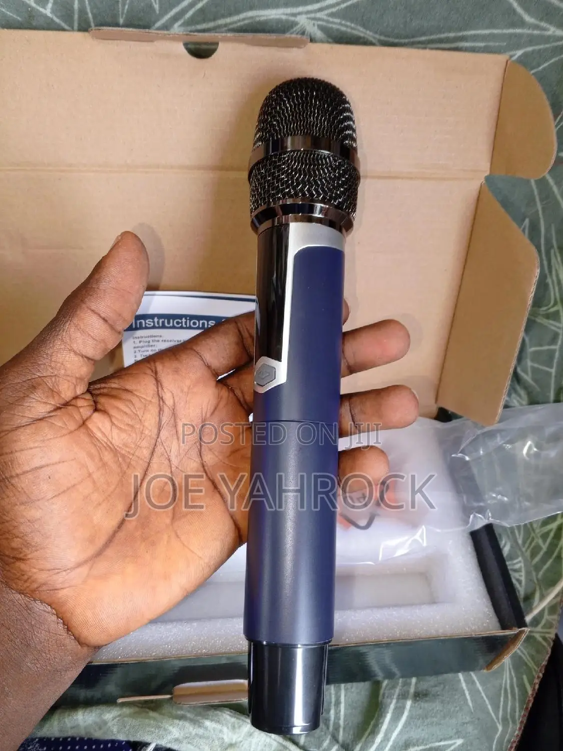 Original 2 in 1 Chargeable Wireless/Cordless Mics