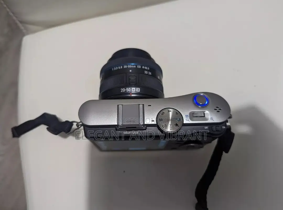 Samsung Nx100 Camera With 20-50mm Lens+ Pentacon 2.8 135mm