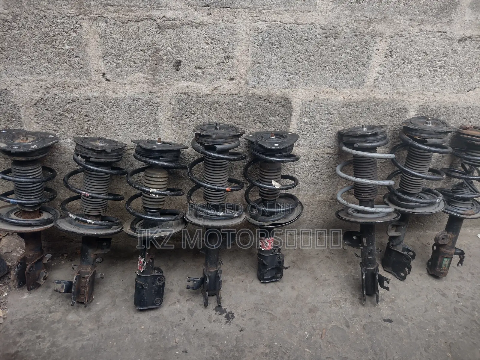 Shock Absorbers, Nissan, Toyota ,Nissan, Benz ,Kia Audi,Etc