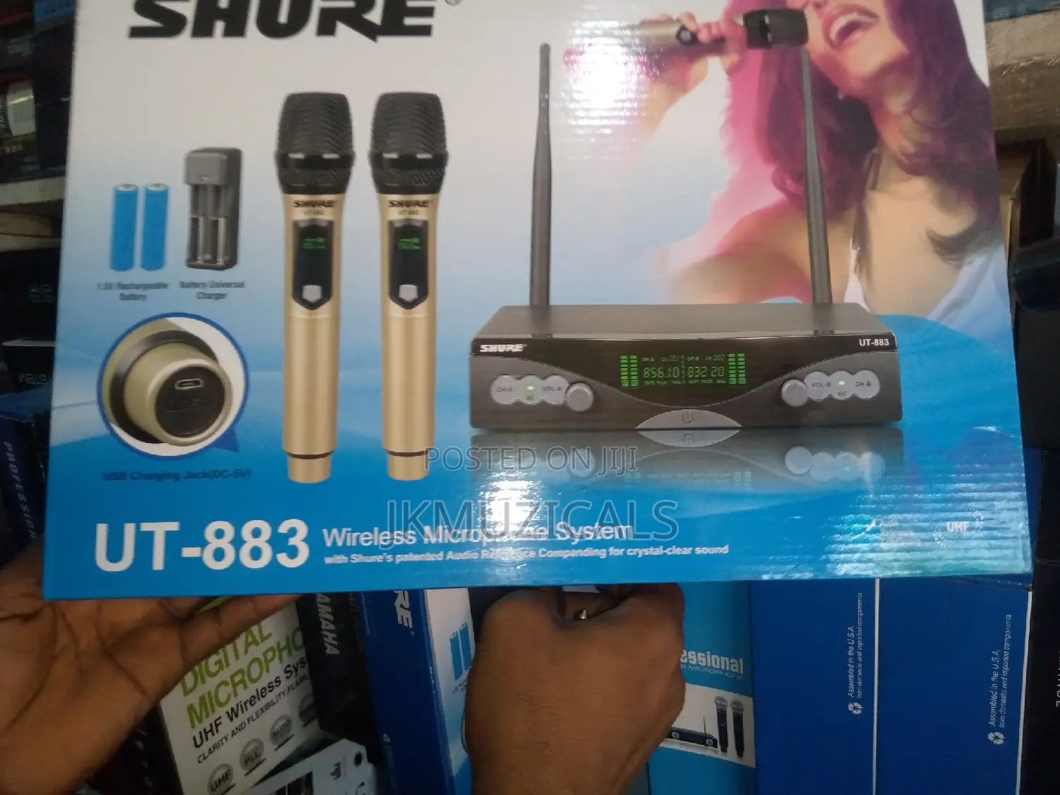 Shure Ut-883_ Rechargeable Microphone_ Wireless Mic