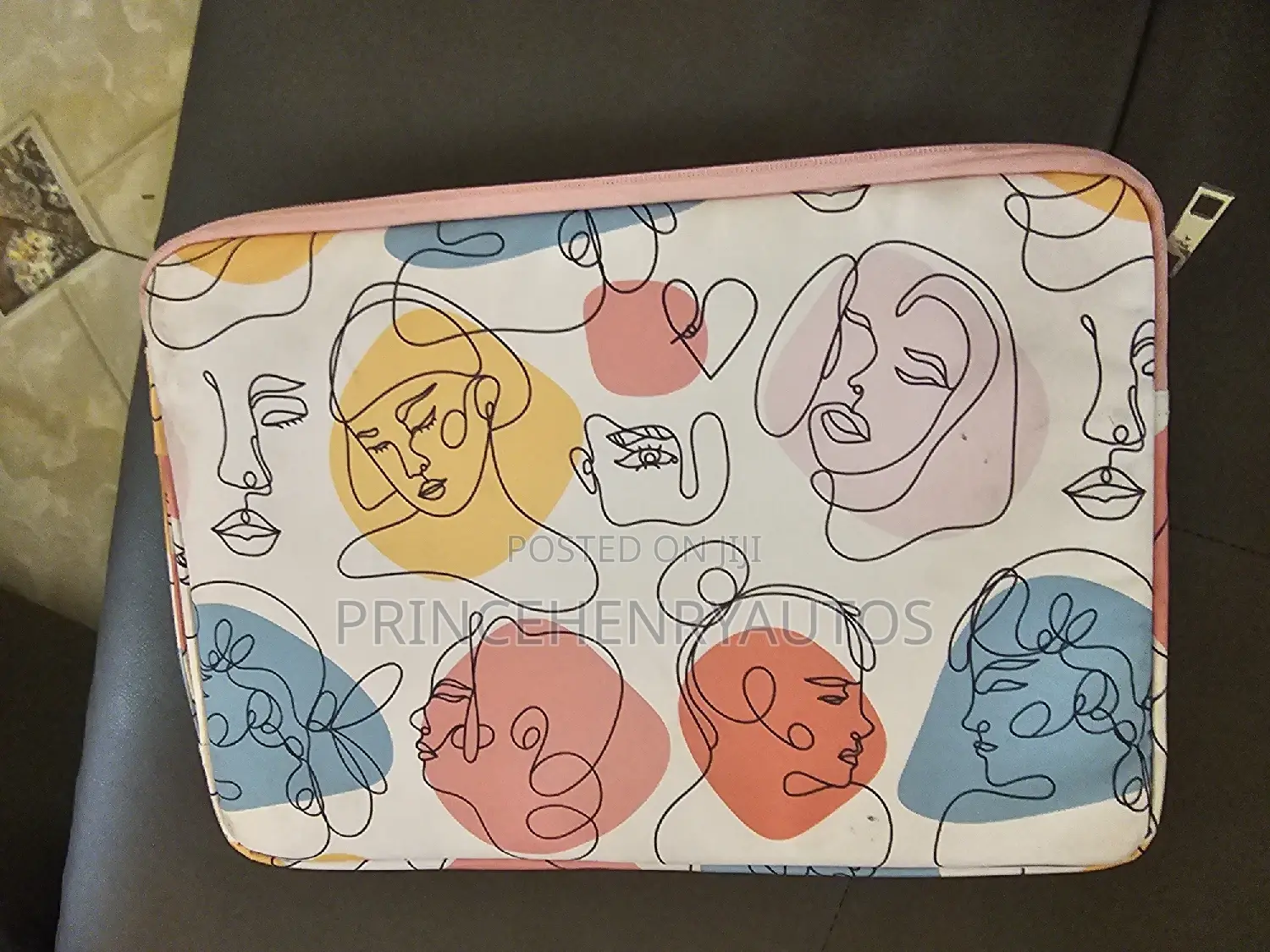 Anban Macbook 13" Sleeve
