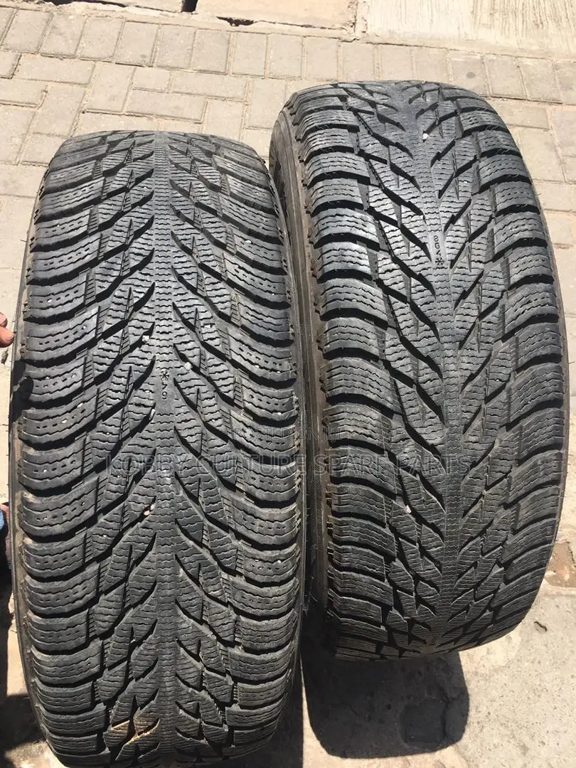 Nokian 235/60r18
