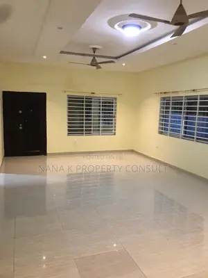 3bdrm House in Oyarifa, Ghana Flag for sale