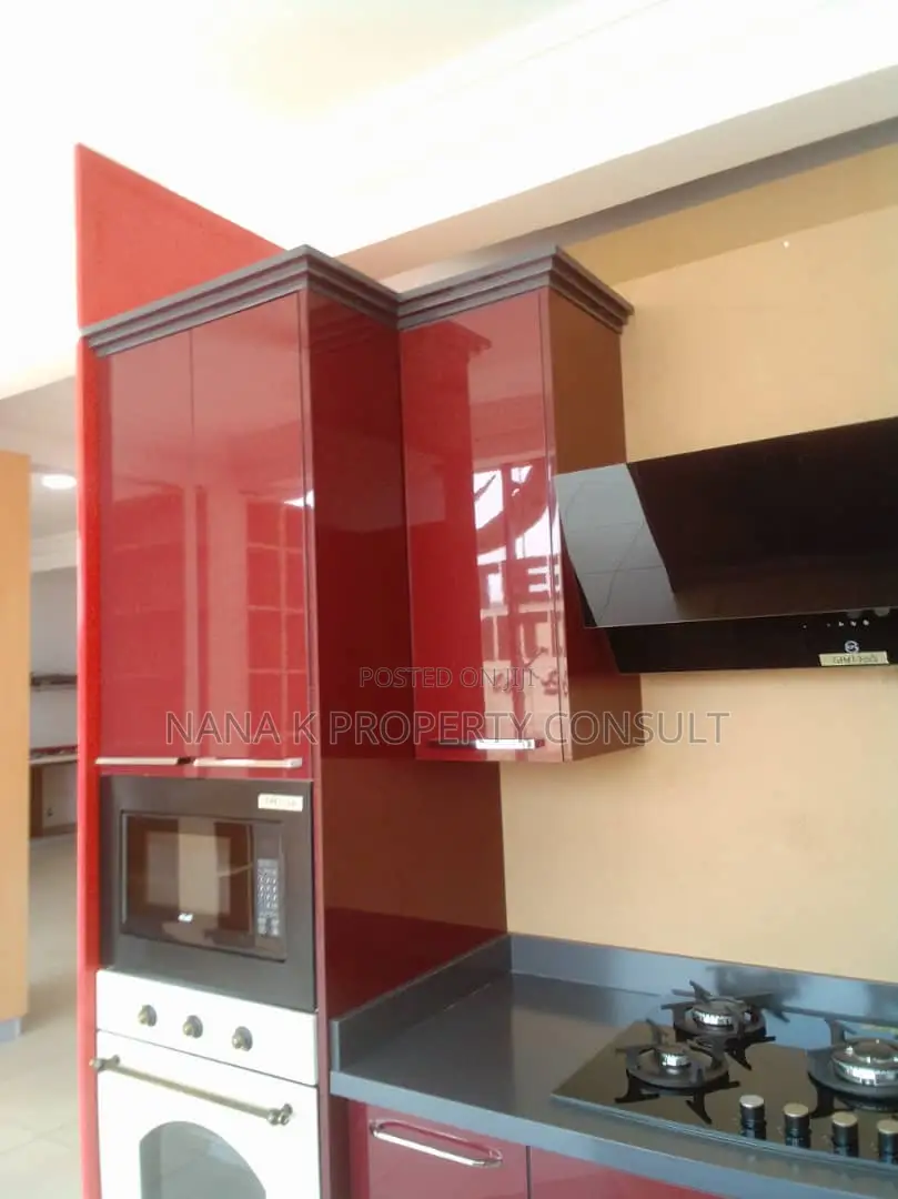 3bdrm House in Oyarifa, Ghana Flag for sale
