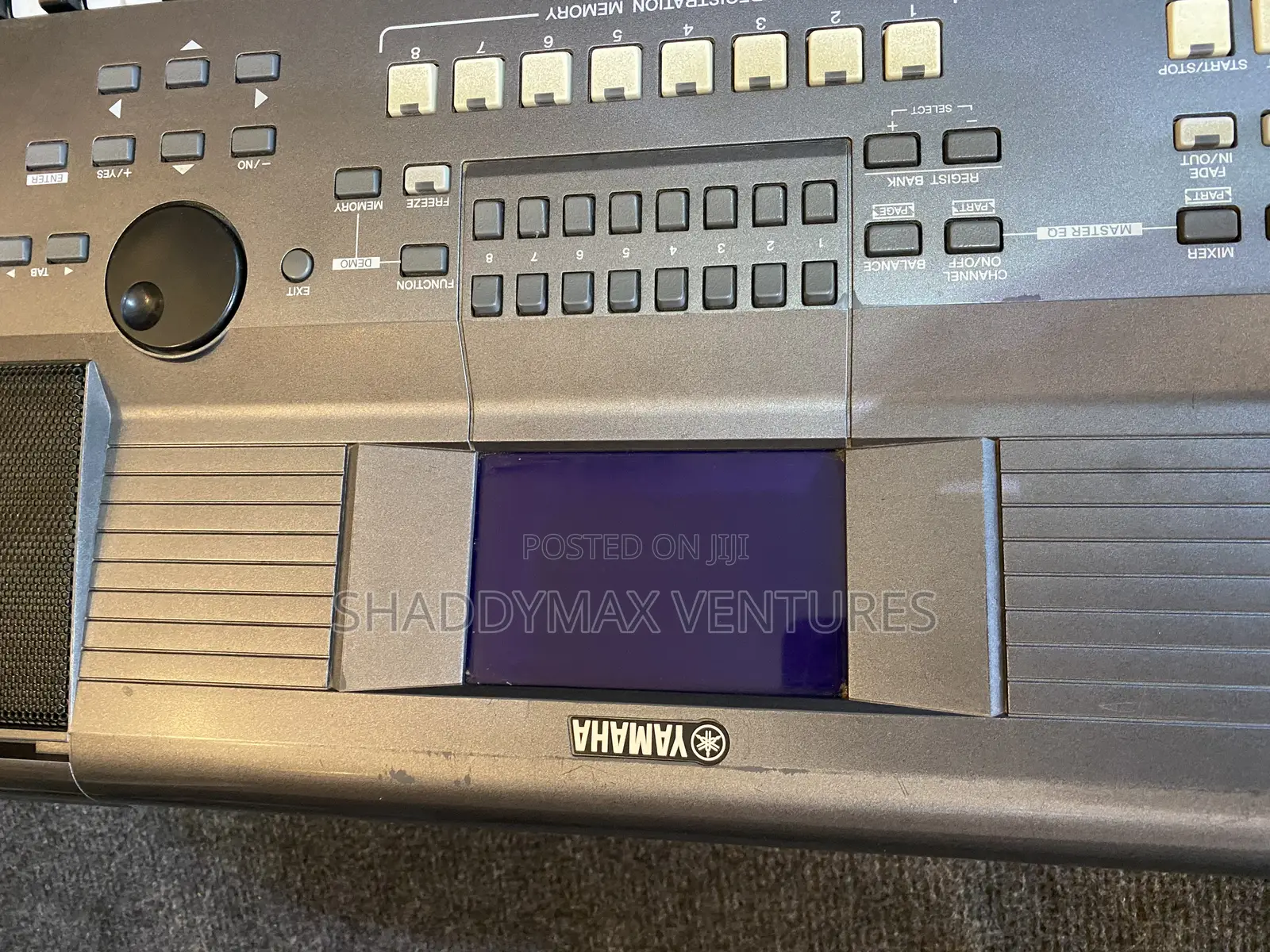 Yamaha S670 Keyboard