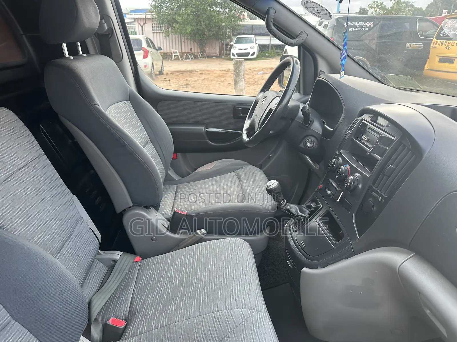 Hyundai H1 2012 Grey