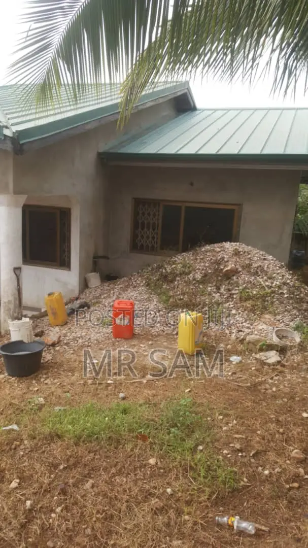 3bdrm House in Bullemin, Gbawe for sale