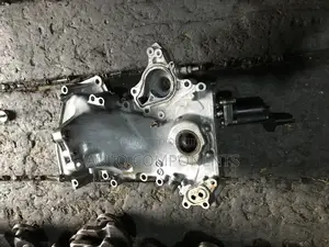 Toyota Vitz Oil Pump ( Four Three Plugs )