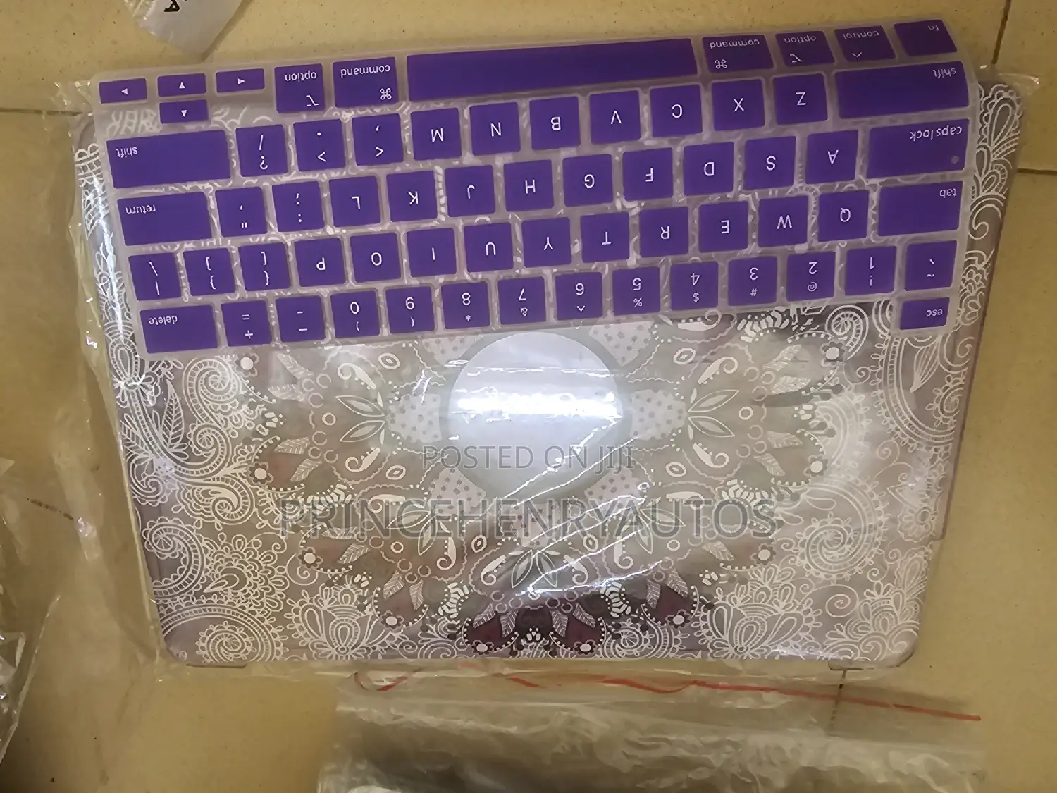 Cisoo Macbook Pro 2020-2023 13" Case 2 In1 Bundle