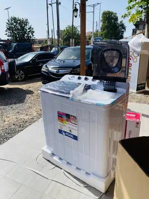 Classic Design Semi-Automatic Pearl 18kg Washing Machine.