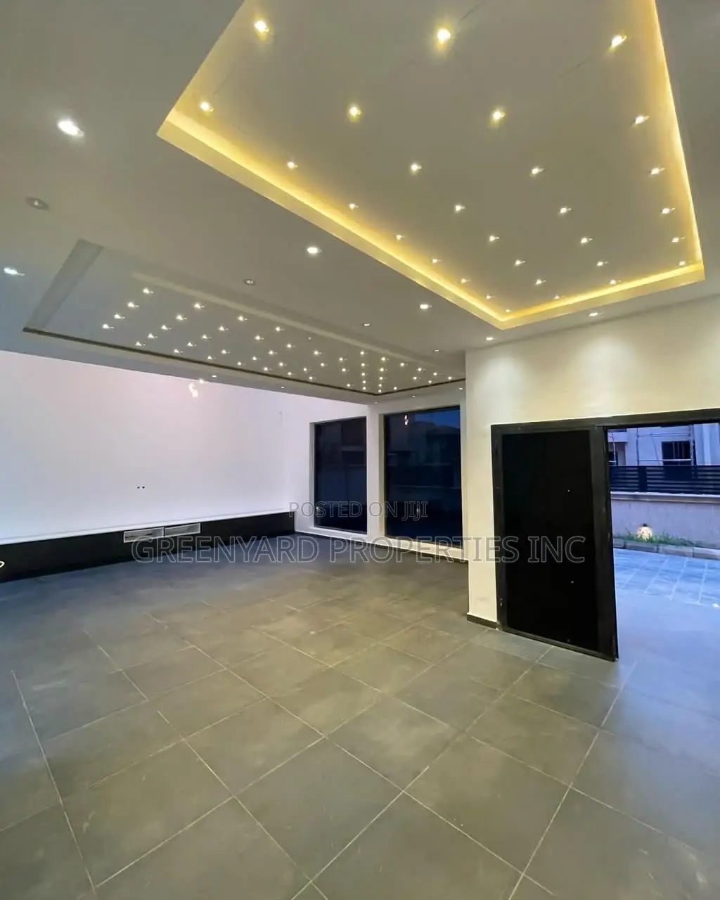 5bdrm House in Nmai Dzorn, Ashaley Botwe for sale