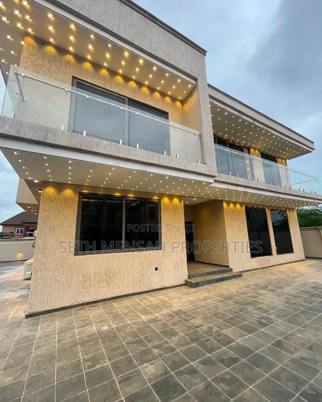 4bdrm House in For Sale, Ashaley Botwe for sale
